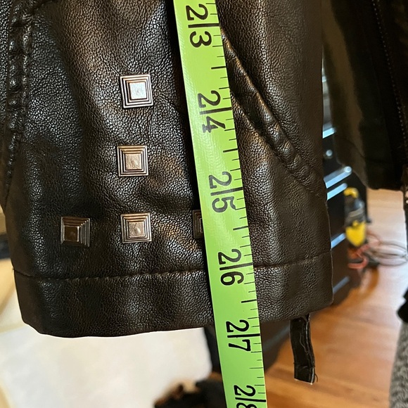 Black Leather Women's Jacket - Picture 14 of 14